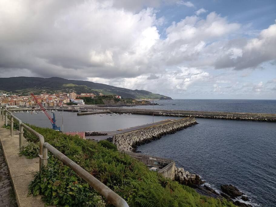 Atxitxek Apartamento En Bermeo Exteriör bild